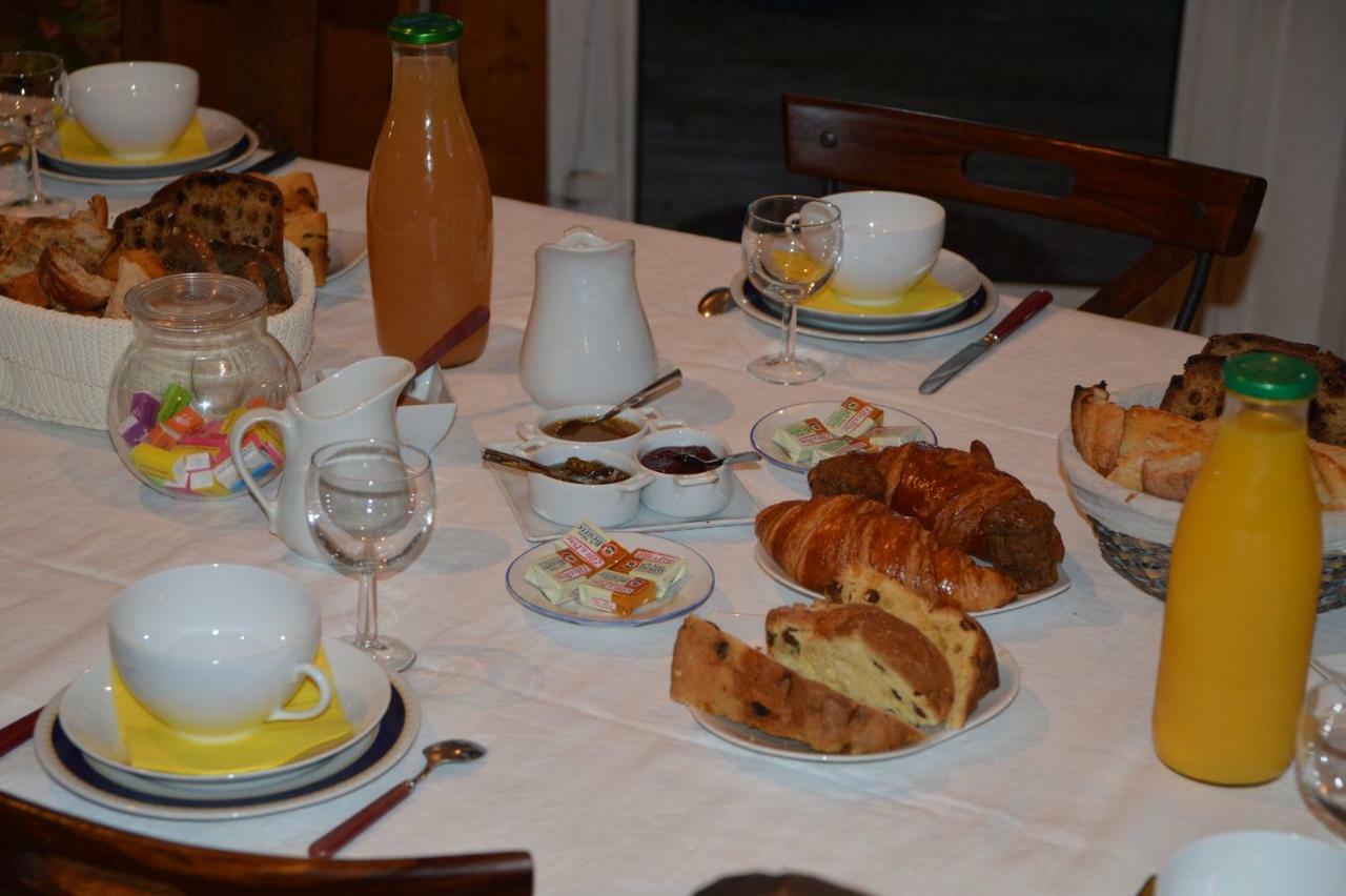 Bed and Breakfast Les Chenes Bleus Sainte-Marie-de-Ré Zewnętrze zdjęcie